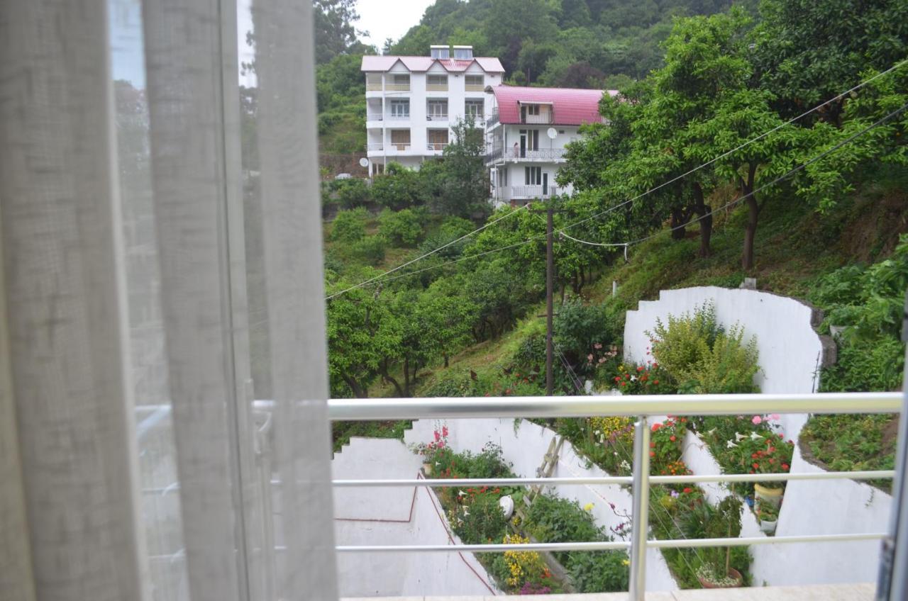 Akhmed Guest House Kvariati Bagian luar foto