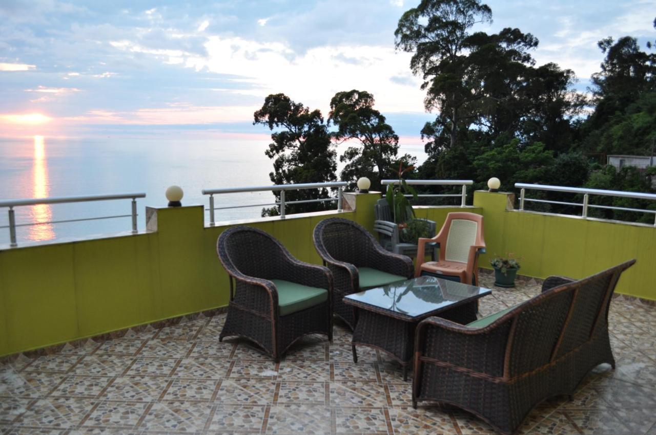 Akhmed Guest House Kvariati Bagian luar foto
