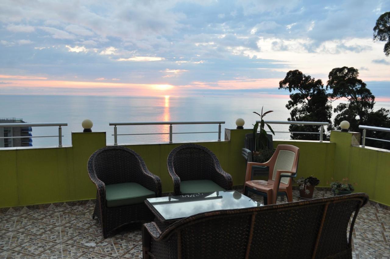 Akhmed Guest House Kvariati Bagian luar foto