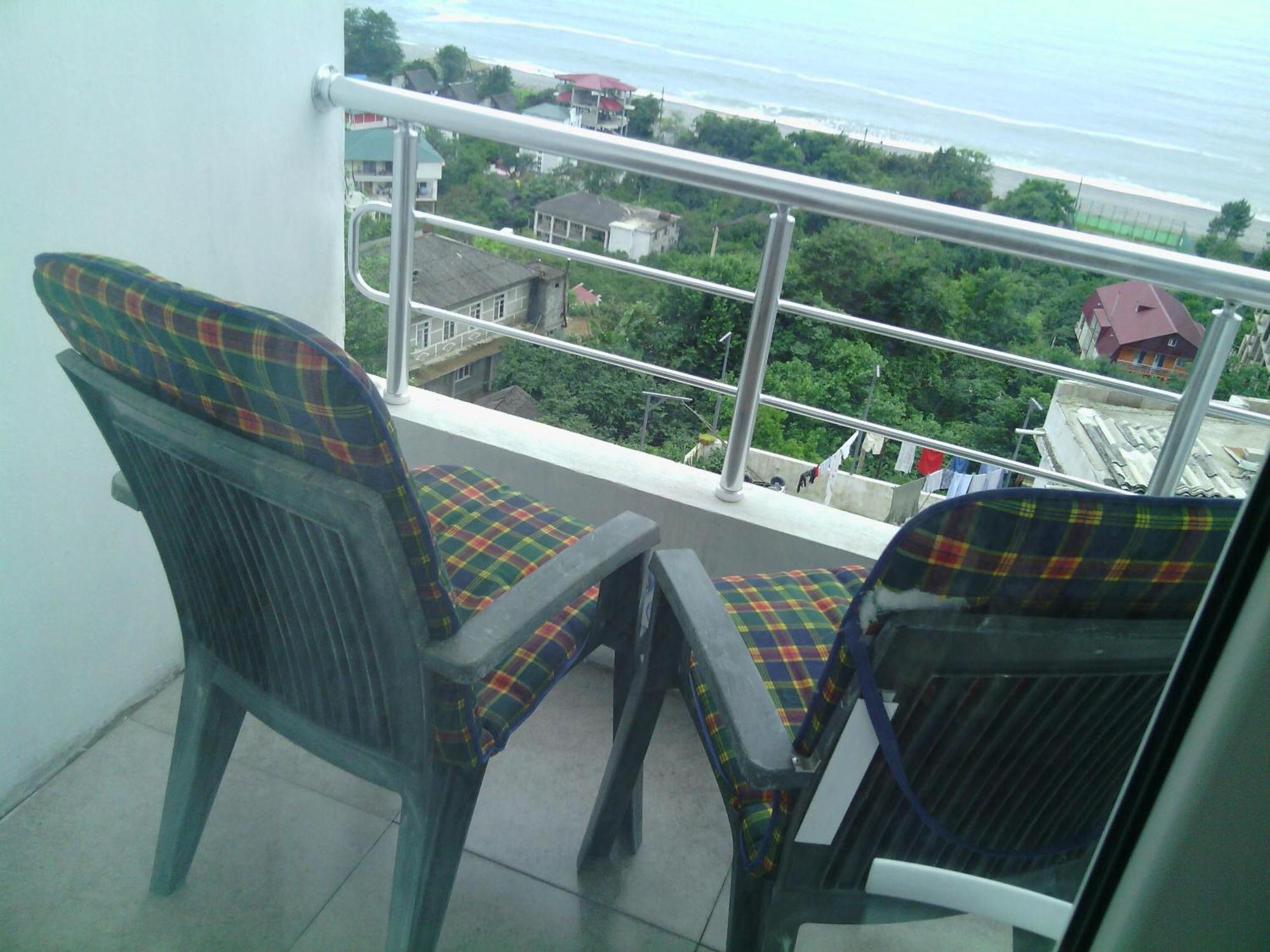 Akhmed Guest House Kvariati Ruang foto